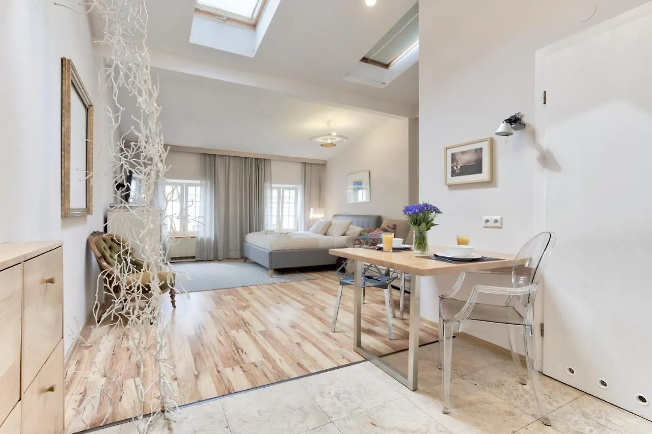 Tyzenhauz Apartments Old Town Cracovia